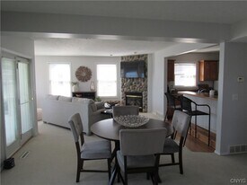 28 E River Rd in Central Square, NY - Building Photo