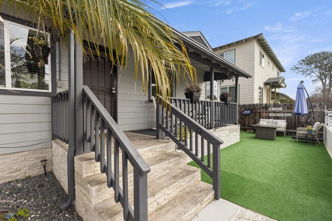 3475 Madison St in Carlsbad, CA - Building Photo - Building Photo