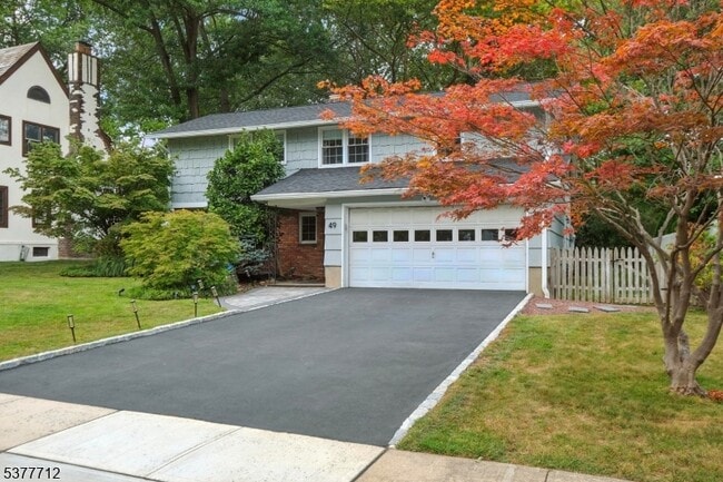 property at 49 Canoe Brook Pkwy