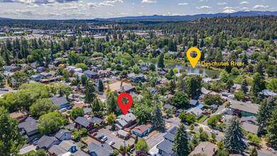 362 NW Riverside Blvd in Bend, OR - Building Photo - Building Photo