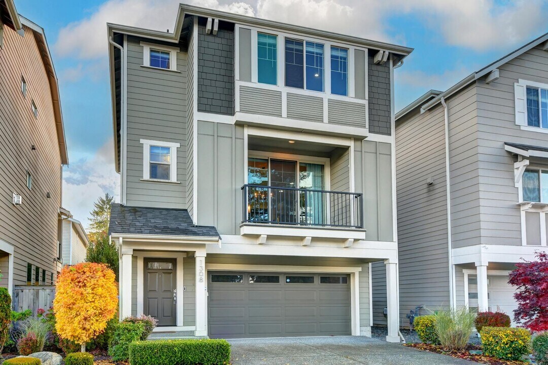 1308 141st Pl SW in Lynnwood, WA - Building Photo