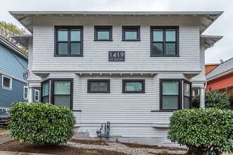 Union Apartments in Seattle, WA - Building Photo - Building Photo