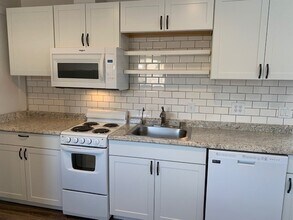 1172 Wieling Way in Petaluma, CA - Building Photo - Building Photo
