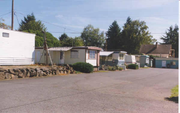 Golden Rule Mobile Home Park in Clackamas, OR - Building Photo