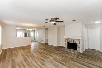 1032 Bannack Dr in Arlington, TX - Building Photo - Building Photo