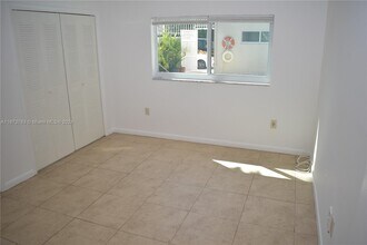 1777 Michigan Ave, Unit 108 in Miami Beach, FL - Building Photo - Building Photo