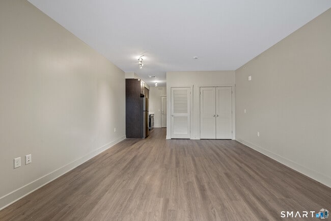 75 Marlborough St in Portland, CT - Building Photo - Building Photo