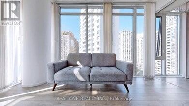 75-1075 St Nicholas St in Toronto, ON - Building Photo - Building Photo