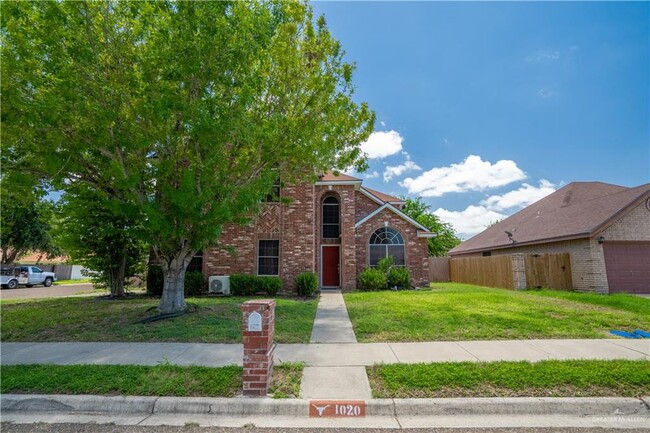 1020 N 48th St in McAllen, TX - Foto de edificio - Building Photo