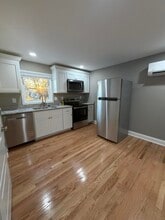 402 Gunn St in Lexington, KY - Foto de edificio - Building Photo