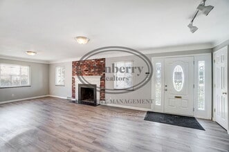 1133 N Byrne Rd in Toledo, OH - Building Photo - Building Photo