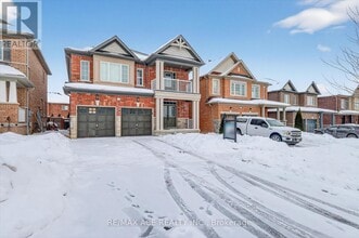 2525 Bridle Rd in Oshawa, ON - Building Photo - Building Photo