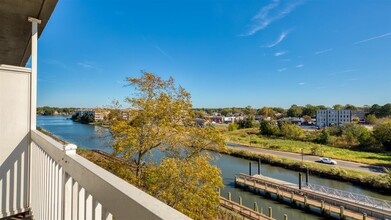 The Lafayette Apartments in Norfolk, VA - Foto de edificio - Building Photo