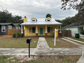 325 W Jean St in Tampa, FL - Building Photo