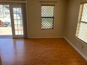 610 N Moline St in Rockport, TX - Building Photo - Building Photo