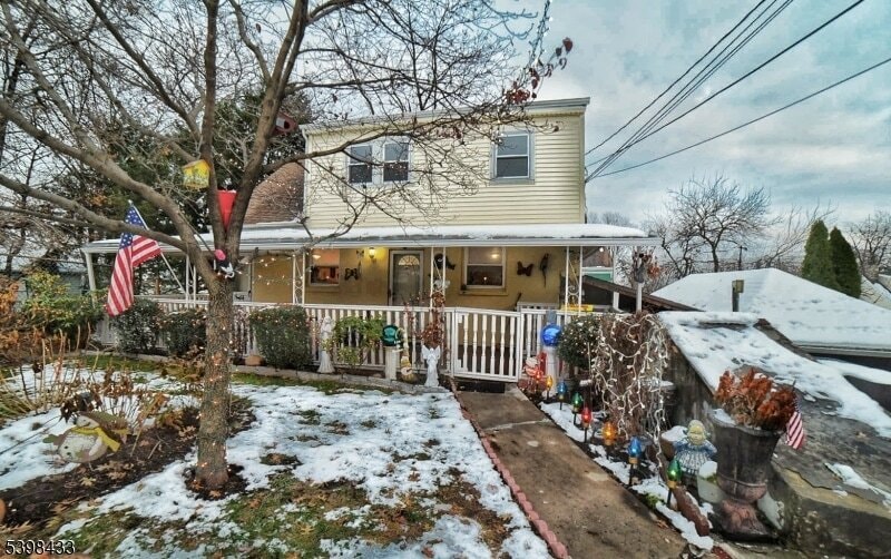 193 E 25th St in Paterson, NJ - Foto de edificio
