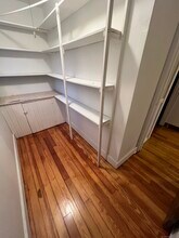 166 Queen St in Bristol, CT - Building Photo - Building Photo