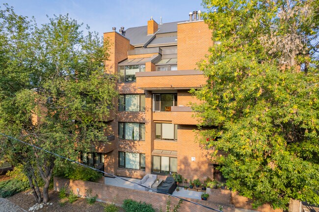 Rockland Place