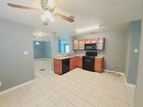 7938 Christian Ct in Dallas, TX - Building Photo - Building Photo