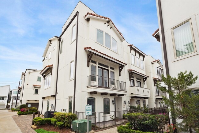 property at 1259 Bonner St