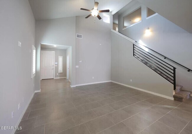 2170 Enchanted Crst Dr in El Paso, TX - Building Photo - Building Photo