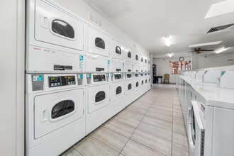 Mountain View Villa Apartments in Cottonwood, AZ - Foto de edificio - Building Photo