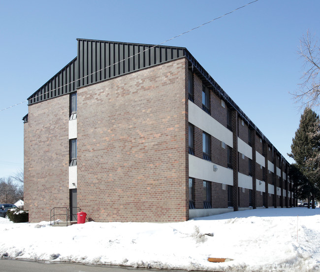 Spruce Place Apartments in Farmington, MN - Building Photo - Building Photo