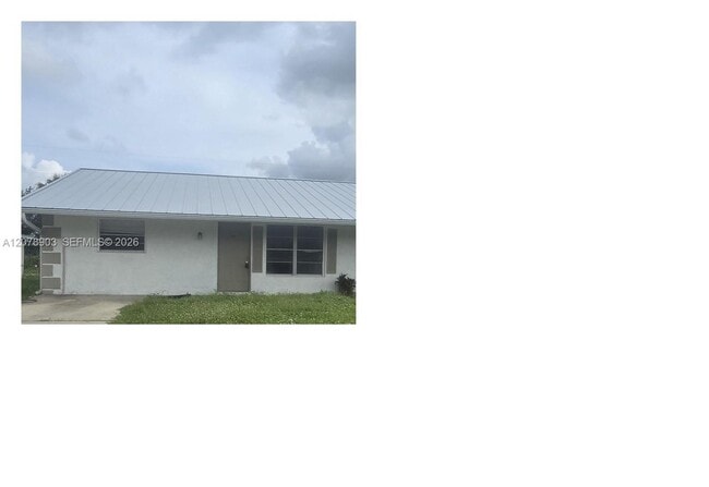 property at 3300 SE Fairmont St