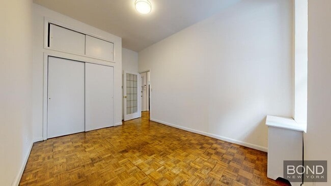 property at 922 3rd Ave
