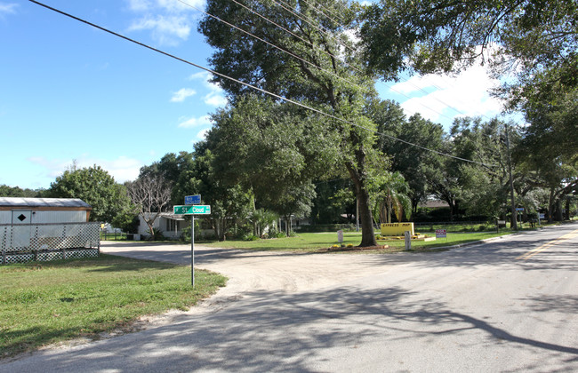 2507 Mud Lake Rd in Plant City, FL - Building Photo - Building Photo