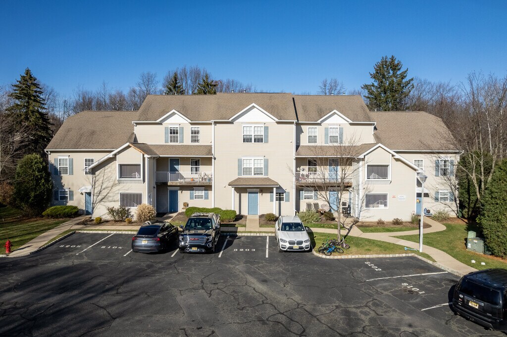 Randolph Apt For Rent