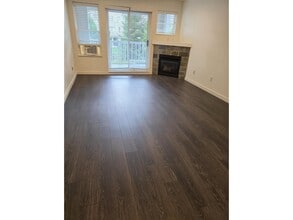 20750 Duncan Way in Langley, BC - Building Photo - Building Photo