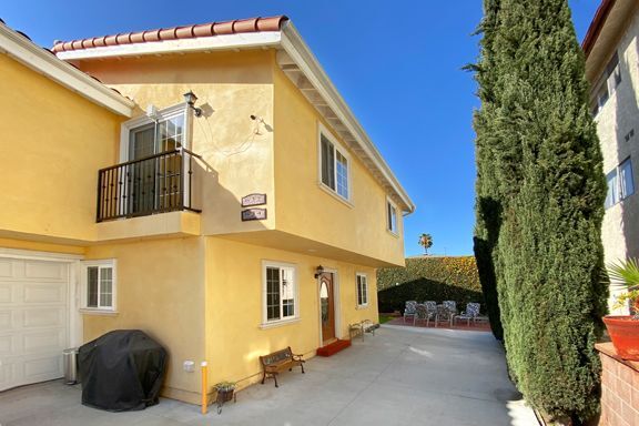 632 W 11th St in Los Angeles, CA - Building Photo - Building Photo