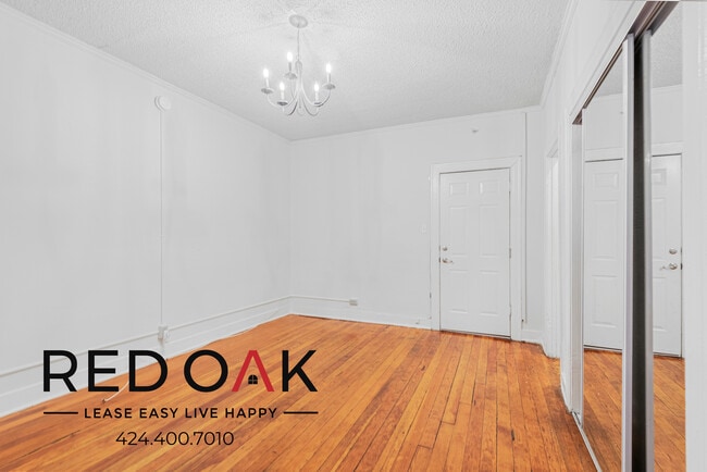 532 S Coronado St, Unit 107 in Los Angeles, CA - Foto de edificio - Building Photo