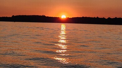 8054 Ortonville Rd in Village of Clarkston, MI - Building Photo - Building Photo