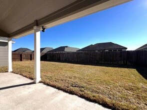 3422 De Zevala St in Corpus Christi, TX - Foto de edificio - Building Photo