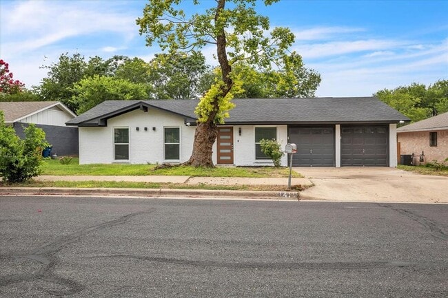 property at 1411 Manford Hill Dr