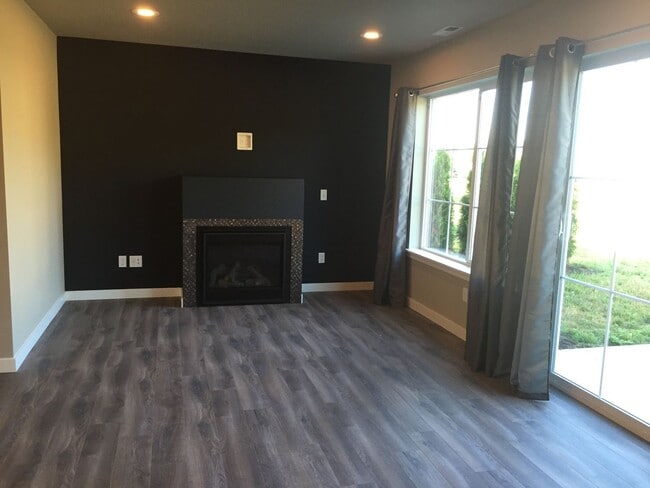 511 Portage St in Arlington, WA - Building Photo - Building Photo