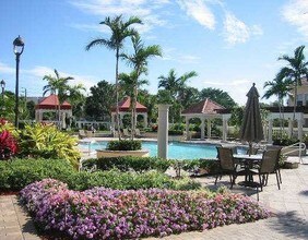 2058 Alta Meadows Lane-Unit -2505 in Delray Beach, FL - Building Photo - Building Photo