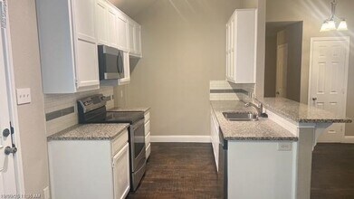 6421 Woodcreek Trail in Fort Worth, TX - Building Photo - Building Photo