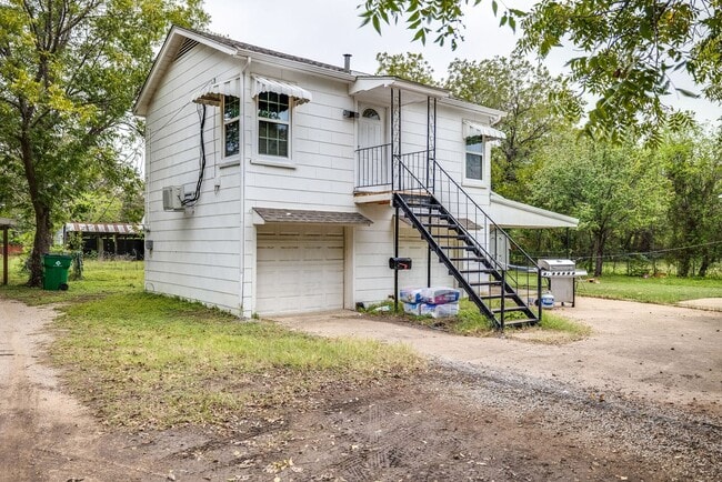 4313 Jerry Ln in Haltom City, TX - Building Photo - Building Photo