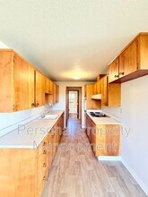 702 Garrison Terrace in Vancouver, WA - Foto de edificio - Building Photo