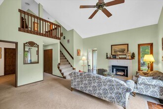 1 Lyndhurst Village Ct in Savoy, IL - Building Photo - Building Photo