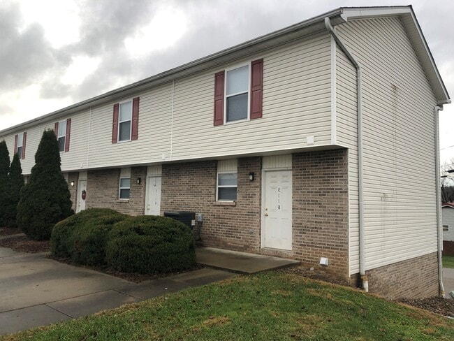 property at 3110 Putnam Ave