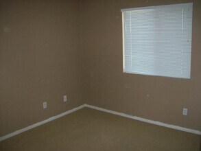 26526 Arboretum Way in Murrieta, CA - Building Photo - Building Photo