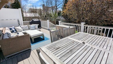29 Fairfield Ave in Westport, CT - Building Photo - Building Photo