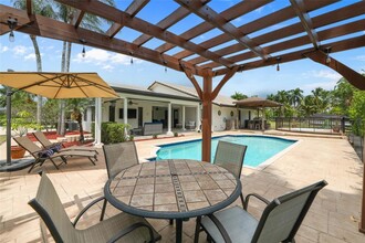 1300 NW 122nd Ave in Plantation, FL - Building Photo - Building Photo