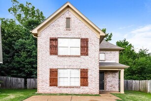 9236 Lazzini Cove in Cordova, TN - Building Photo