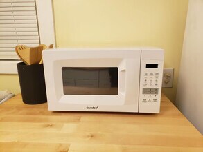 59 Dartmouth Ave in Providence, RI - Building Photo - Building Photo