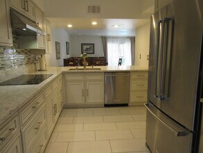 277 E Alejo Rd in Palm Springs, CA - Building Photo - Building Photo